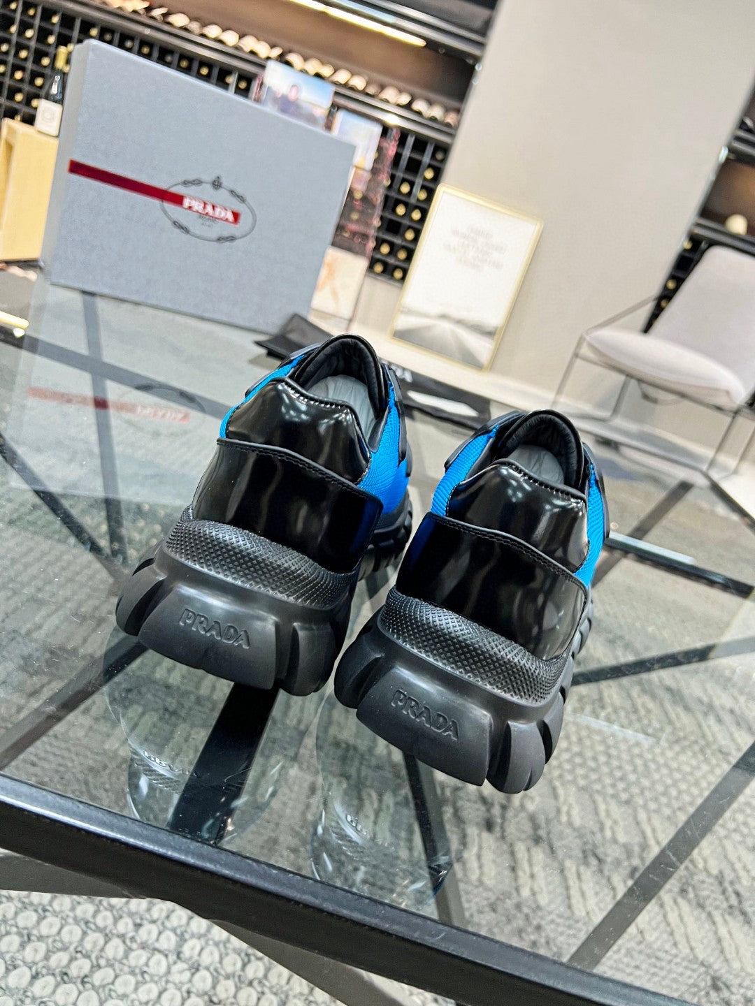 Sneakers
