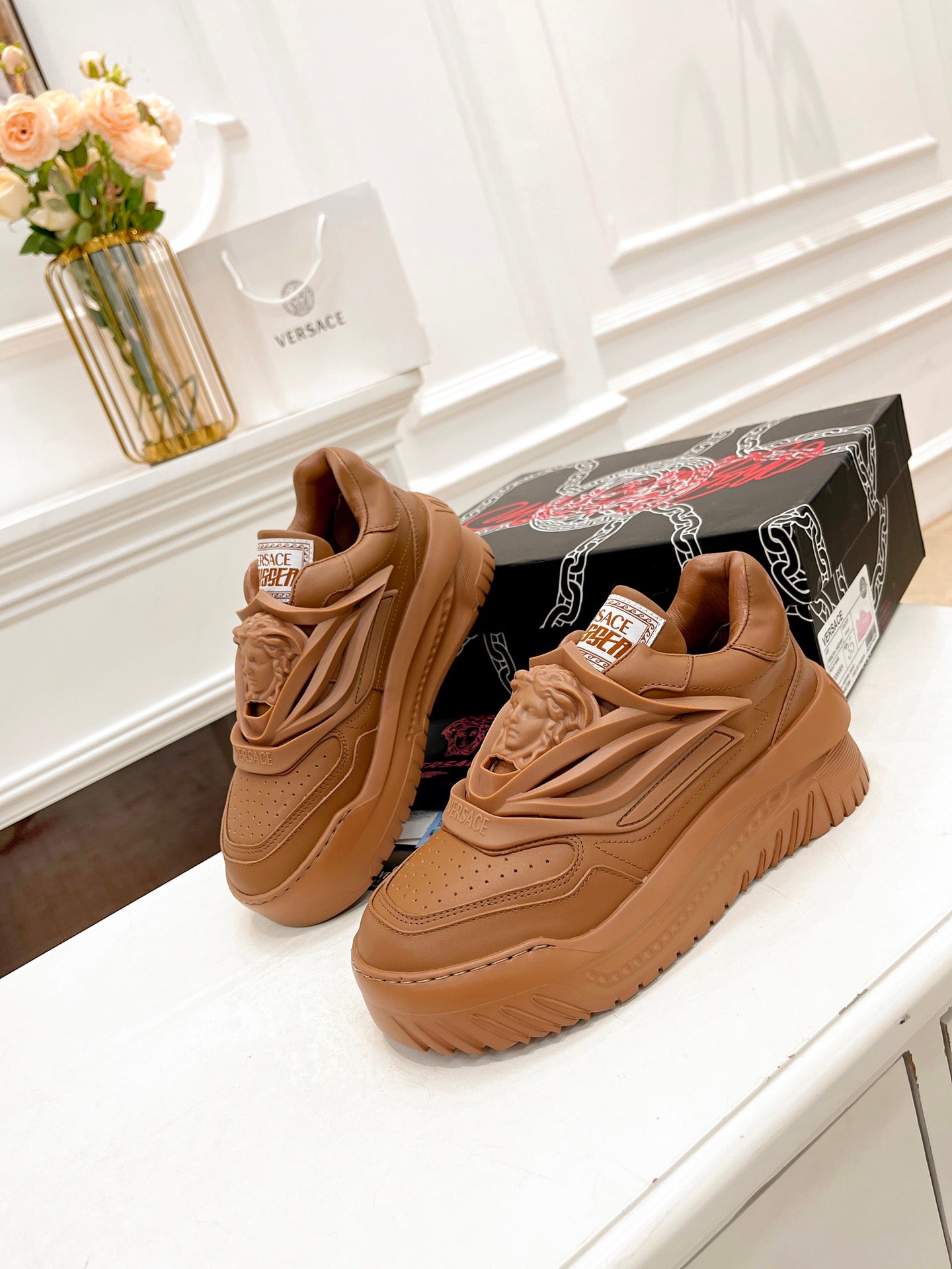 Sneakers