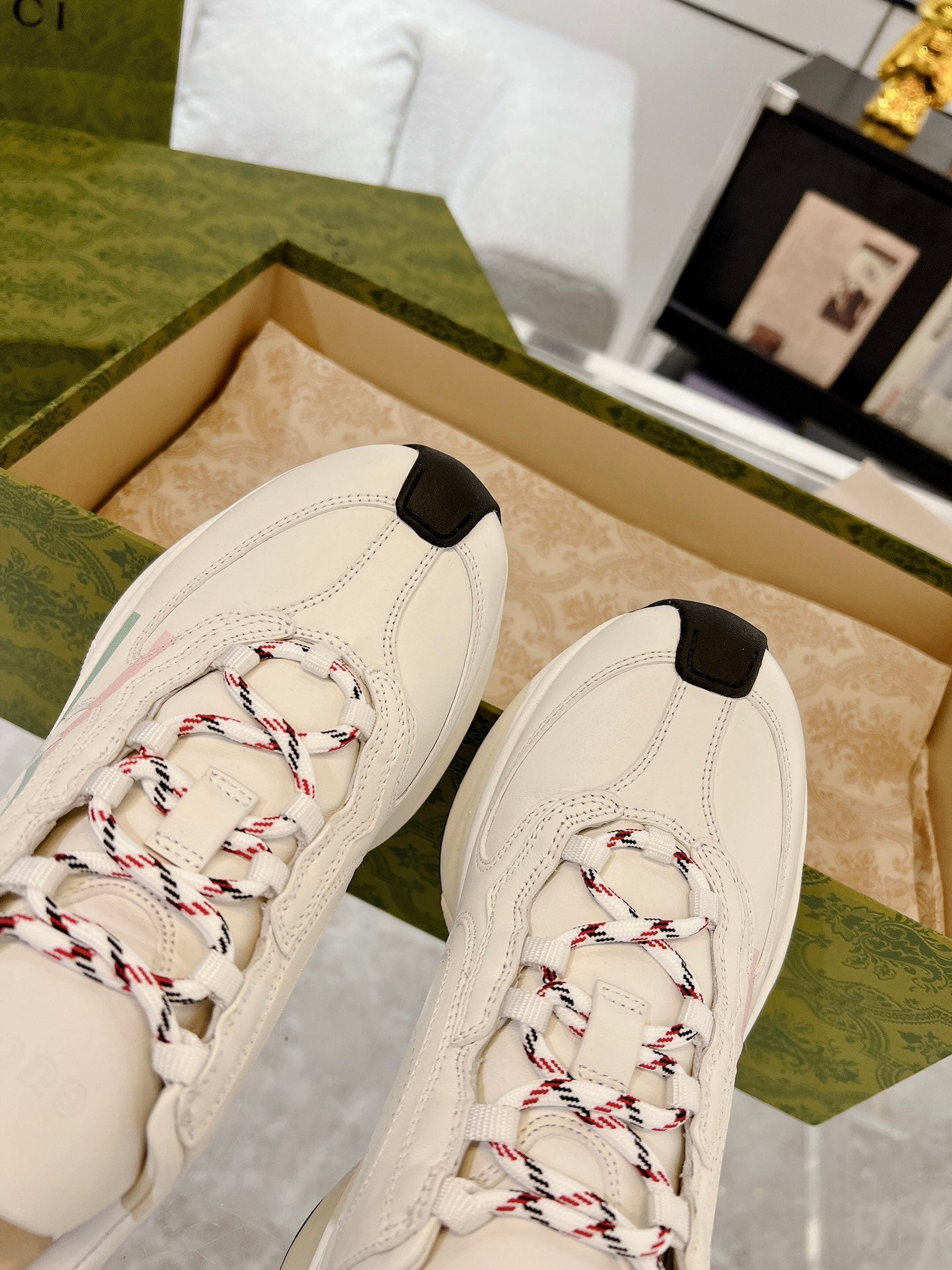 Sneakers